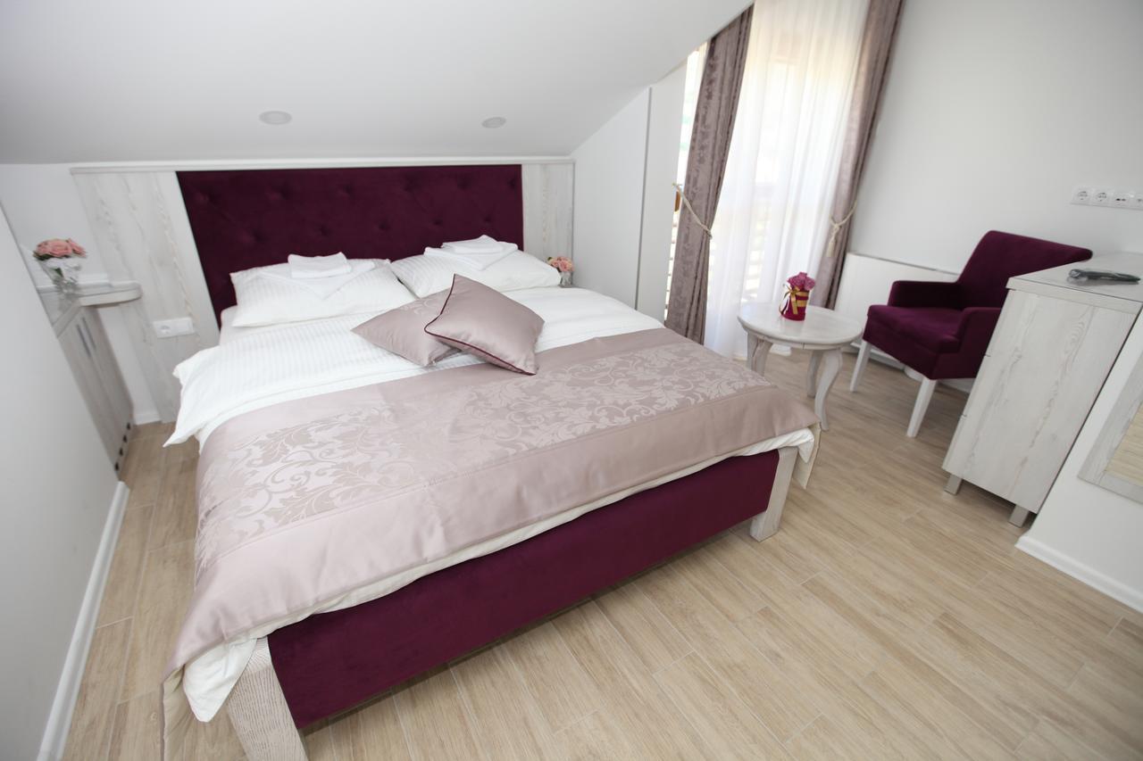 Apis Hotel Trebinje Eksteriør billede