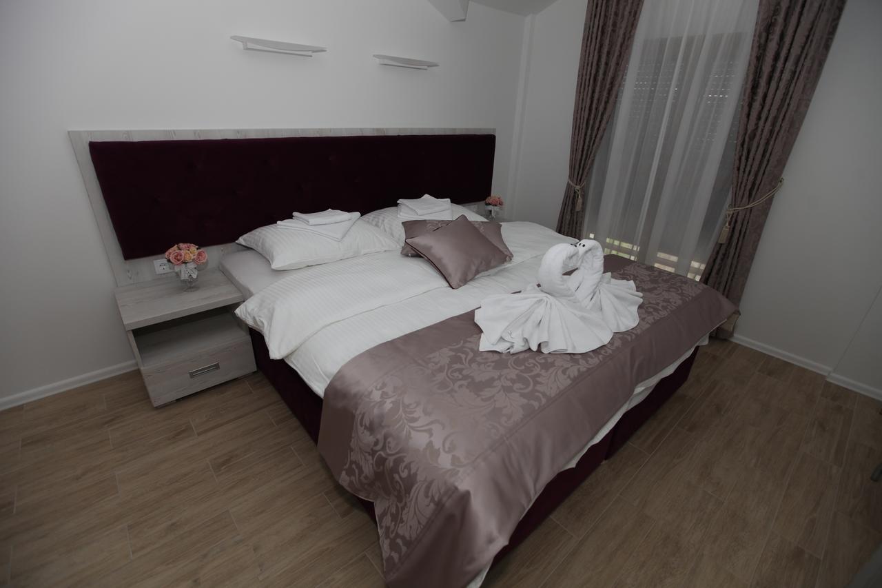 Apis Hotel Trebinje Eksteriør billede