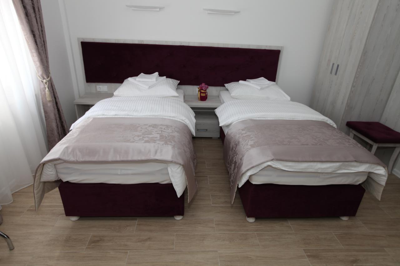 Apis Hotel Trebinje Eksteriør billede